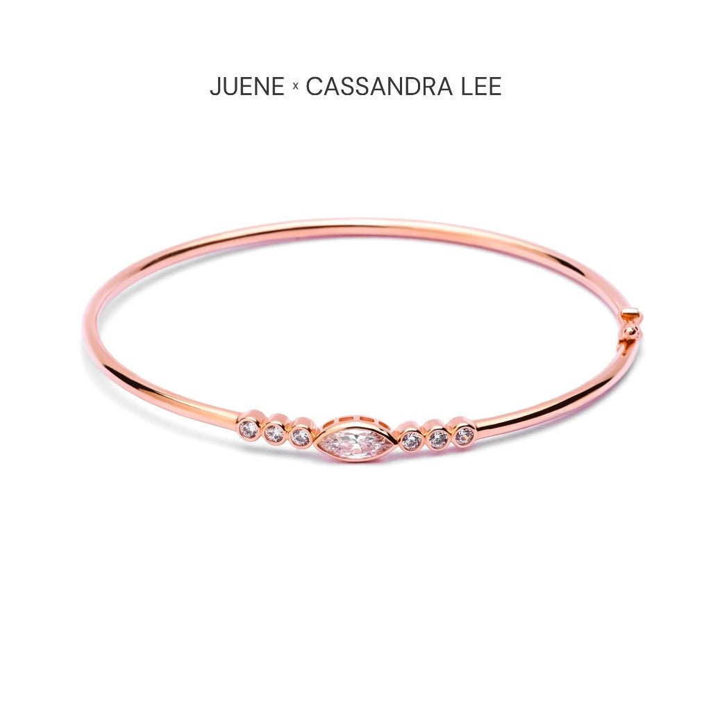 Gelang Emas 7k - Bliss Gold Bangle - Juene x Cassandra Lee Enchanted Collection - Juene Jewelry - Juene